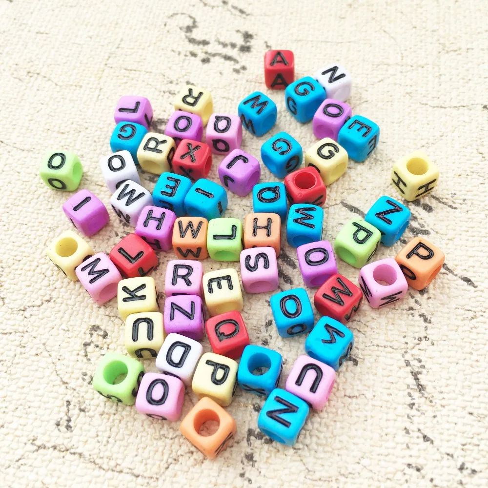 

3000pcs 6*6MM Cube Acrylic letter Beads Mix Solid Colors with Black A-Z Printing Square English Character Bracelet Spacers