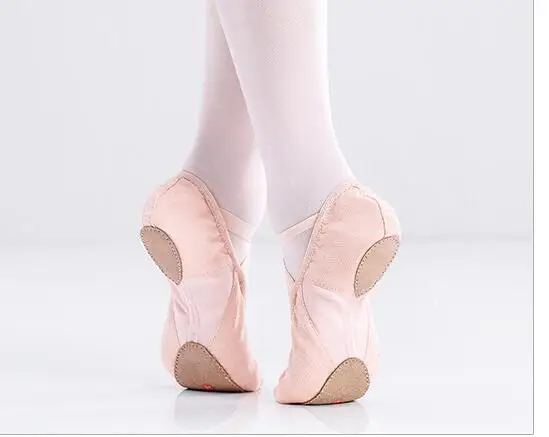 New Pink Kids flats Dance Shoes Children's dance flat canvas shoes Satin Ballet Pointe Shoes With pink black Toe pads size 25-39