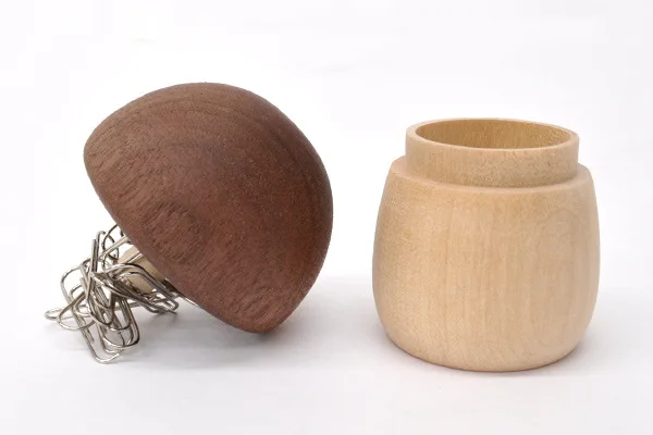 Cute Mushroom Shape Paper Clip dispenser Magnet Wooden Office Supplies Office Supply Paperclip Holder Magentic Paper Clip Holder