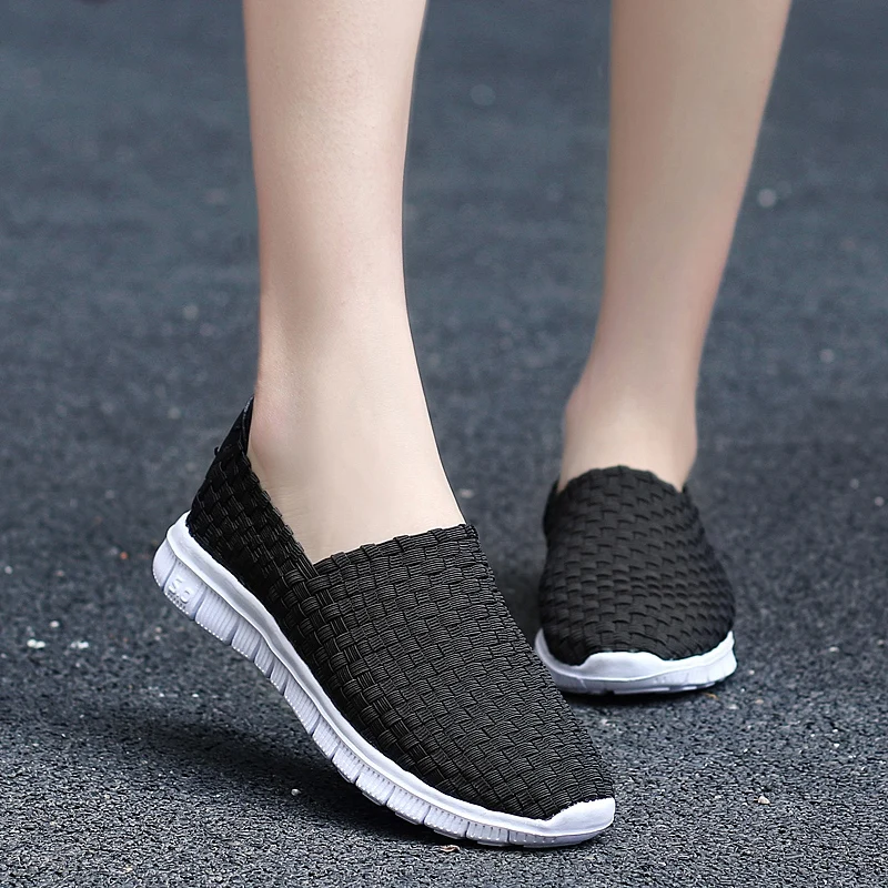 New Women Flats Autumn Casual Shoes Woman Sneakers Breathable Female Woven Shoes Slip On Ladies Loafers Handmade Sneakers Light