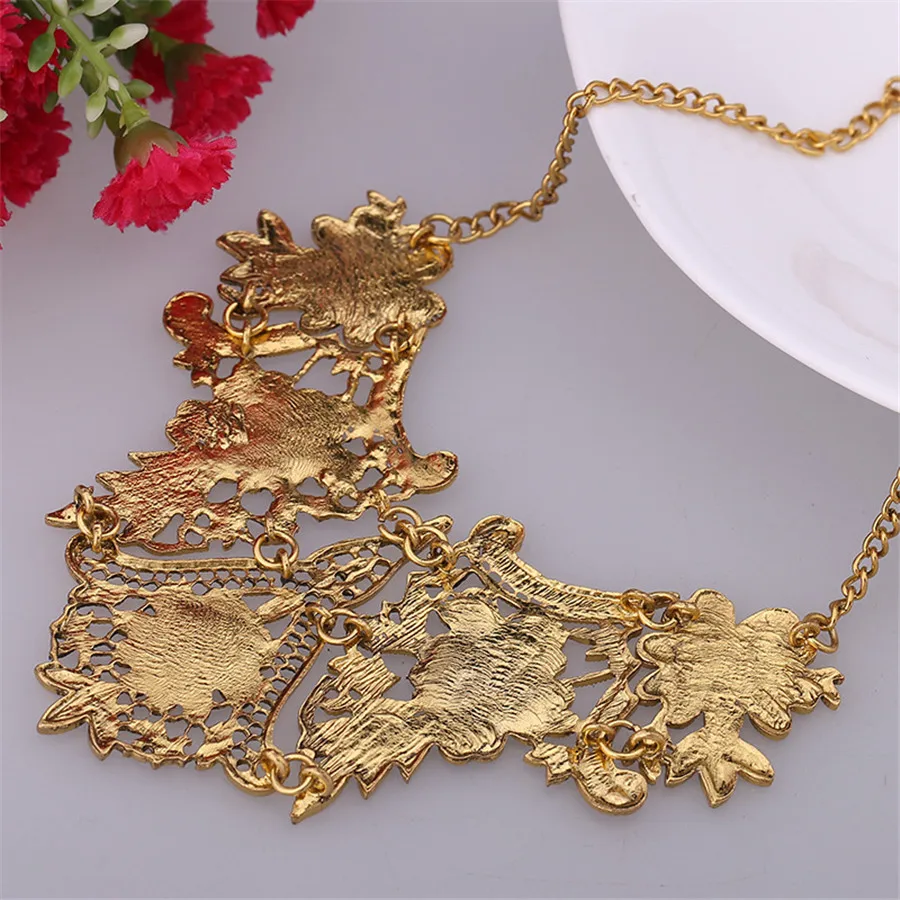 Yidensy Fashion Metal Lace Pendant Bib Necklaces Antique Gold Silver Color Hollow Flower Filigree Choker for Women Party Jewelry