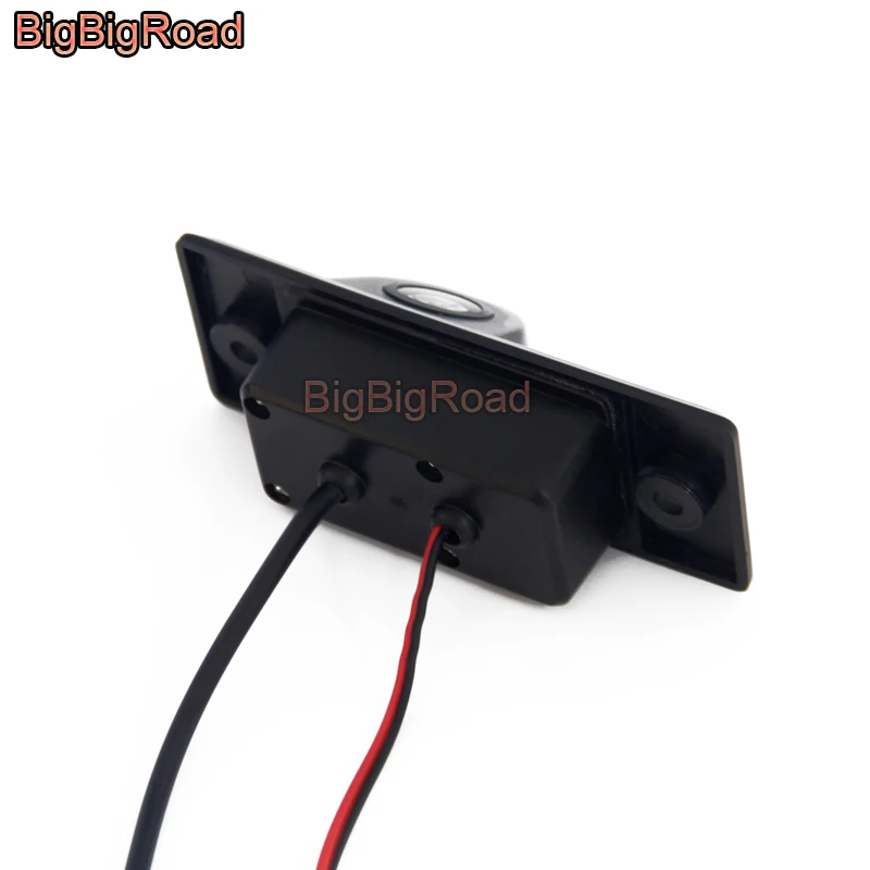 BigBigRoad Car Rear View Backup Parking Camera For Volkswagen Santana Tiguan Touran Sharan Passat B5 Polo 3C Sedan GOLF V