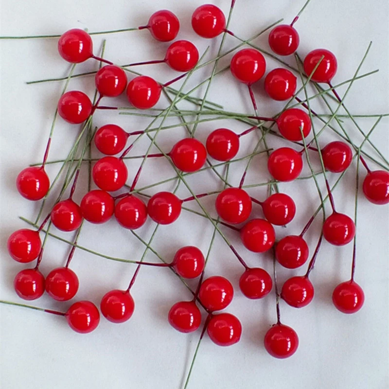 100Pcs Artificial Berry Vivid Red Holly Berry Berries Home Garland Christmas Dec New Beautiful