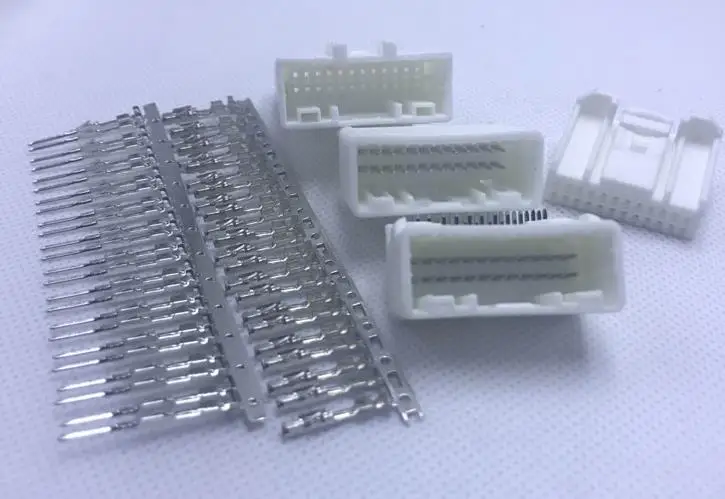 

Car system 24pin12200cp tail line module audio car busbar plug