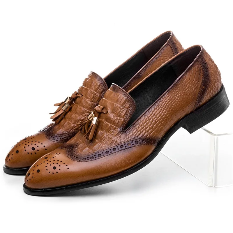 Crocodile Grain brown / black loafers mens casual shoes genuine leather dress shoes mens wedding shoes with tassel