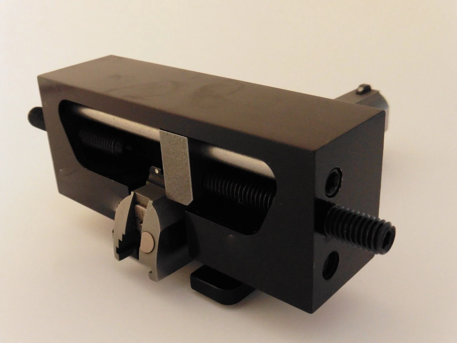 Outil de réglage hausse pistolet Magorui universel - alternate angle