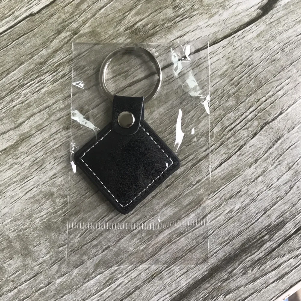 RFID EM4100 Leder keychain tag 125KHZ Low frequency -1pc
