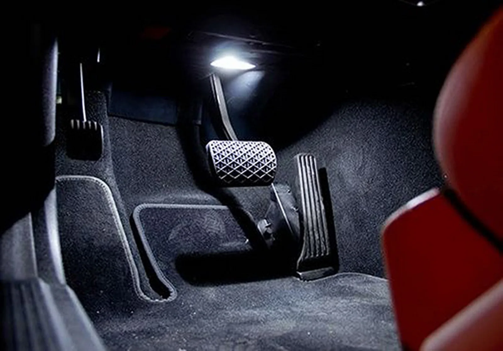 ANGRONG LED Luggage Footwell Trunk Boot Interior Light For Peugeot 206 207 307 308 407 RCZ
