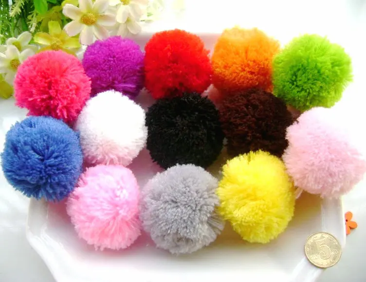 15pcs Yarn Pom Poms Crafty Jewelry Making Decoration Party handmade pom poms, Beautiful Mixed Colors Yarn pompom around 3cm