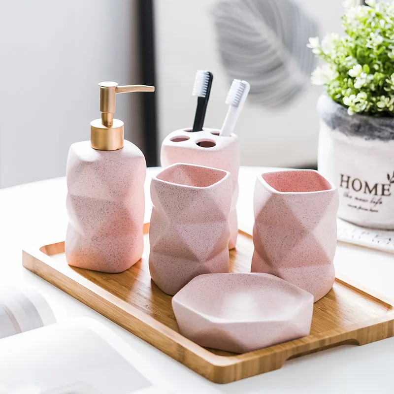 

Ceramic washable bathroom four-piece set Lotion bottle Mouth cup Soap dish Toothbrush holder Tray Bathroom supplies Gift giving