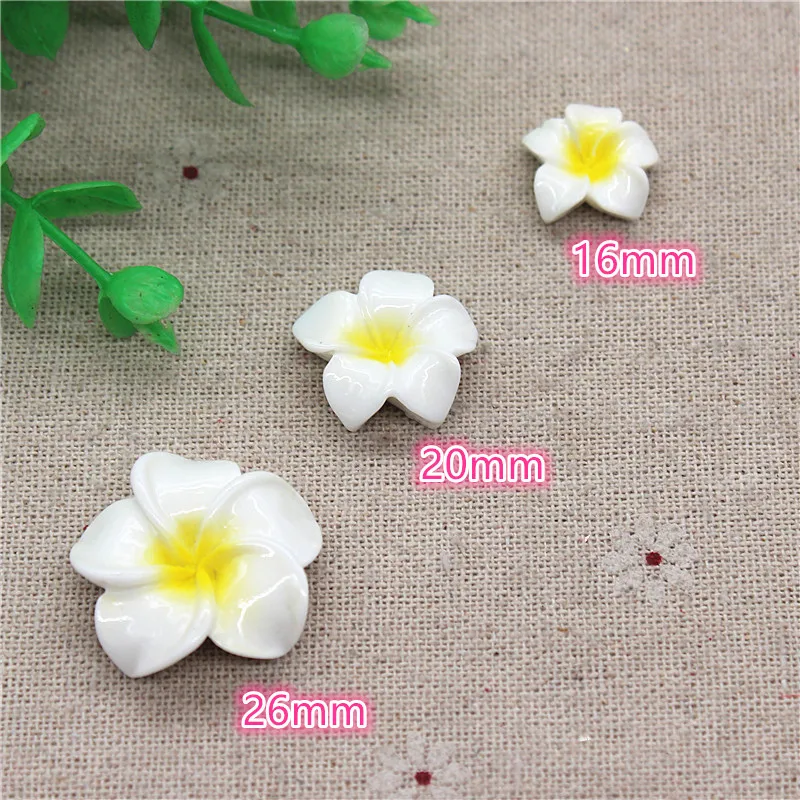 16mm/20mm/25mm Plumeria Rubra kwiat żywica Flatback Cabochon DIY biżuteria ozdoba do telefonu komórkowego