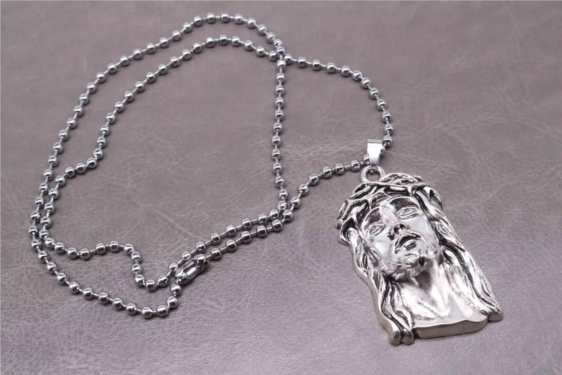 Classic Jesus tattoo head beaded necklace. Old Jesus Rose Necklace, New Black Jesus Cross Necklace.