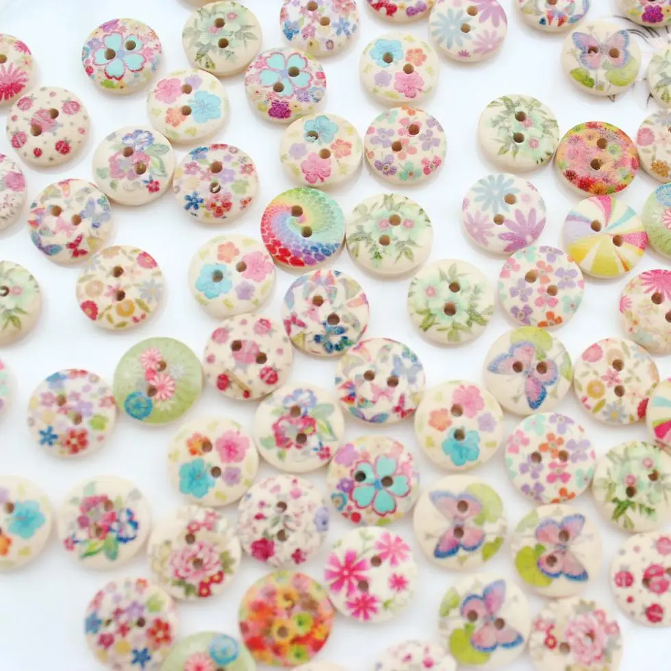 600pcs mixed Painted Wood Buttons Floral 13mm 2 holes floral natural wooden buttons varnished