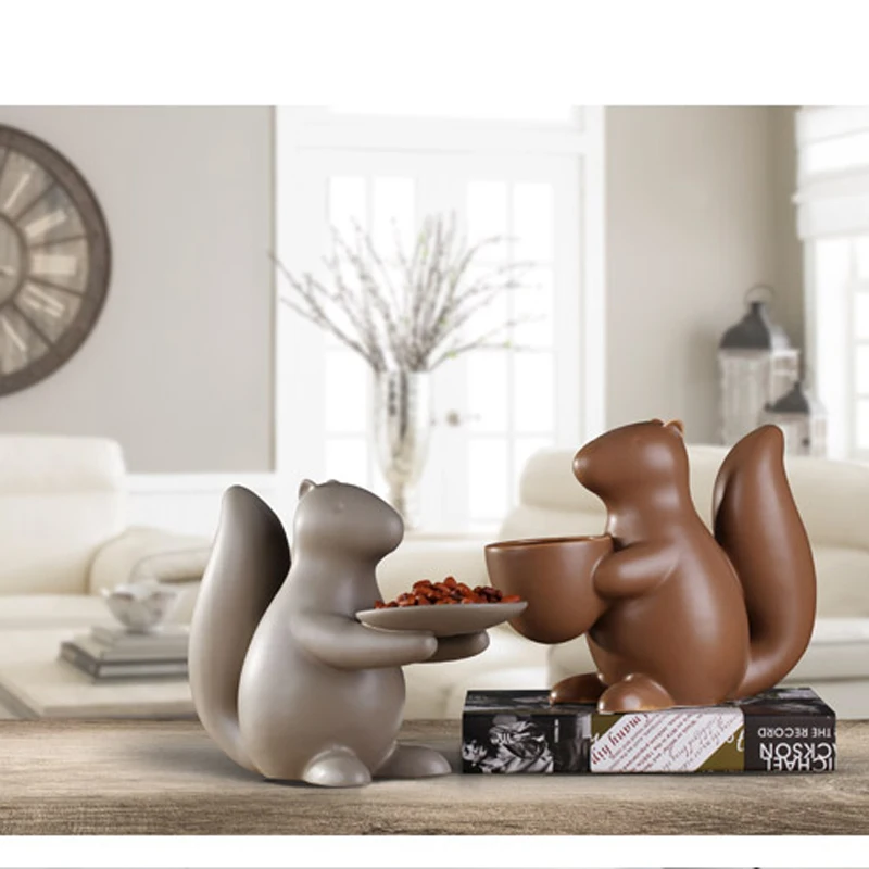 AIMS Modern coffee table creative crafts squirrel fruit ornaments