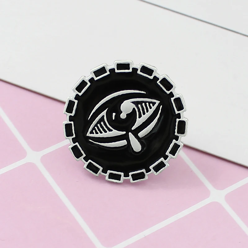 موضة عين الشر التعميم القرص درع دبابيس يبكي الإنسان العين الفن للرجال والنساء شارة بدبابيس الملابس على ظهره هدية مجوهرات