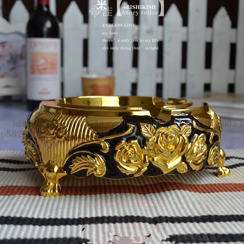 Free shipping Super affordable golden European ashtray / white antioxidant rose ashtray / home hotel supplies advanced gifts