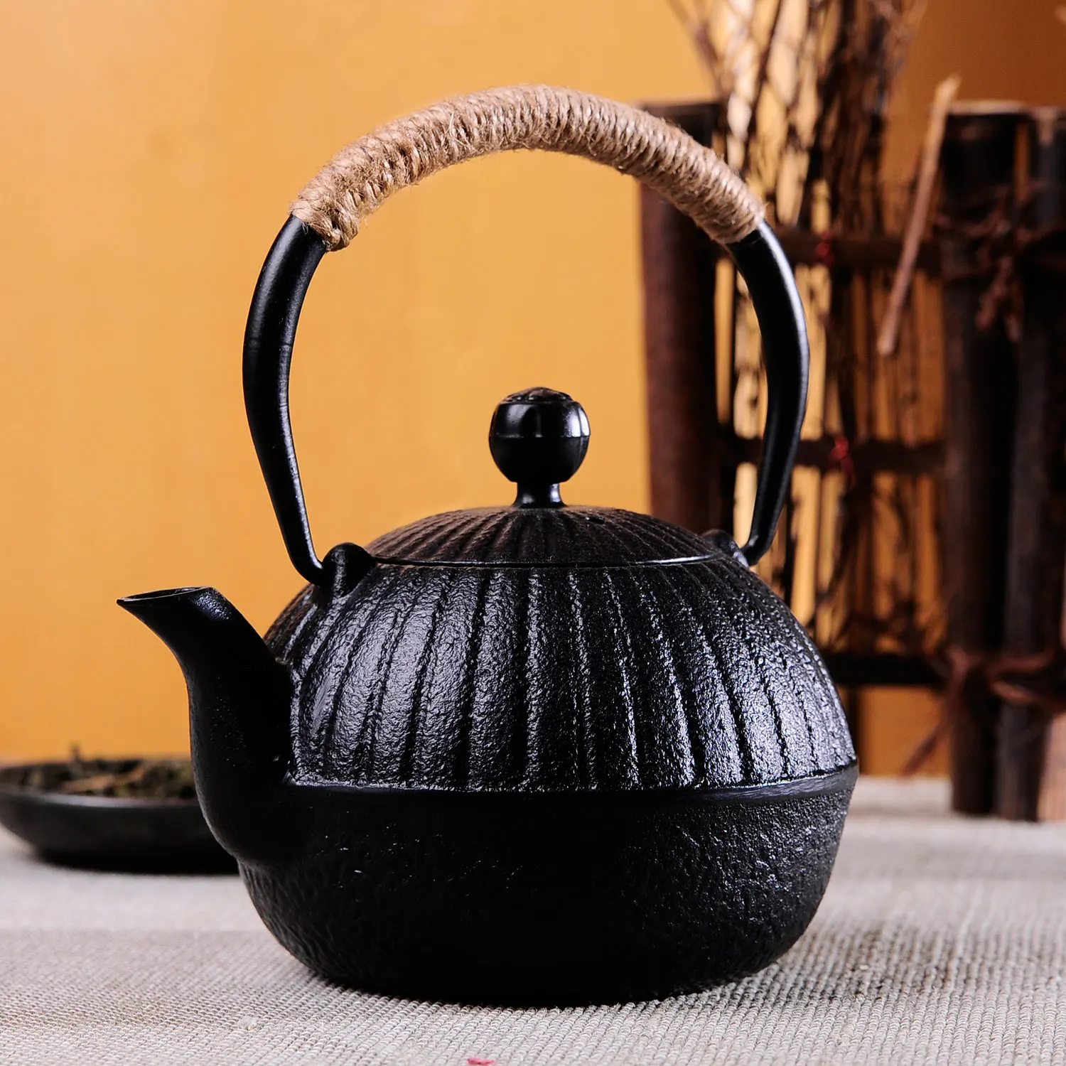 

The workers hall tea kettle Small pumpkin cast iron pot of southern Japan pig iron pot of uncoated iron pot teapot