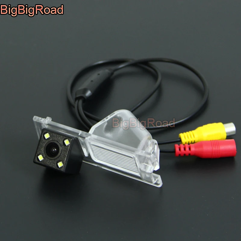 

BigBigRoad Car Rear View Reverse Backup Camera With Power Relay / Filter For Jeep KL Renegade Cherokee 2014 2015 2016