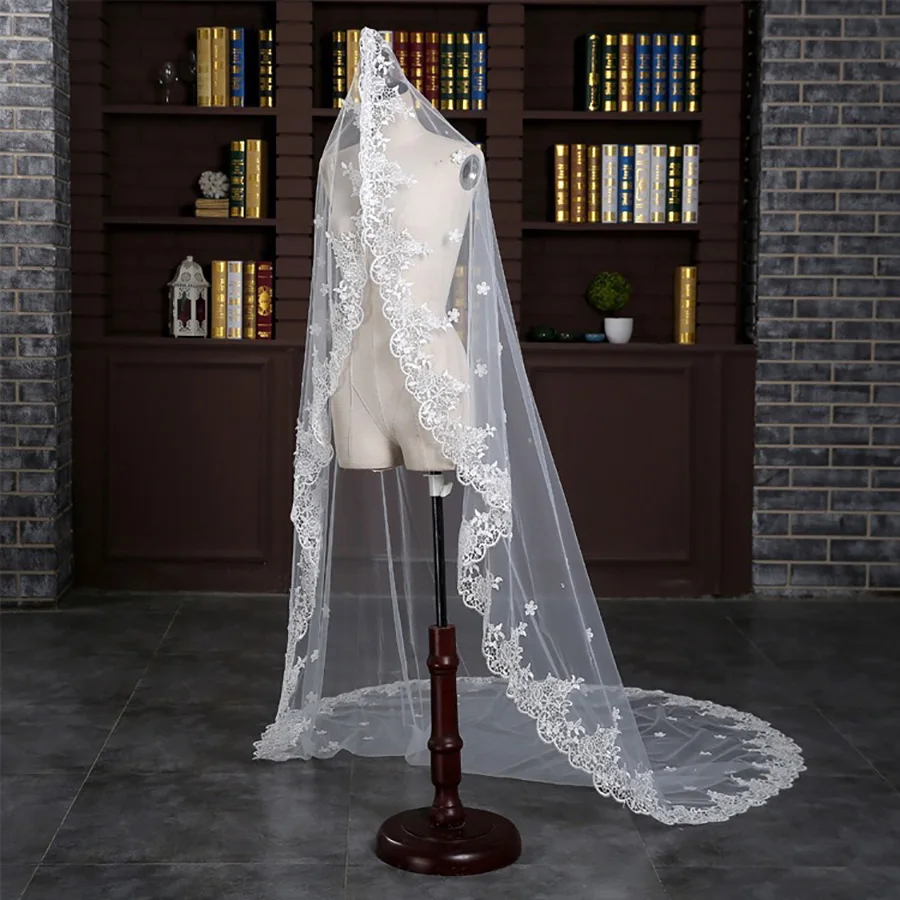 SoDigne Lange Kant met Bloemen Wedding Veil White Bridal Veils Bruiloft Accessoires In voorraad Hoge kwaliteit