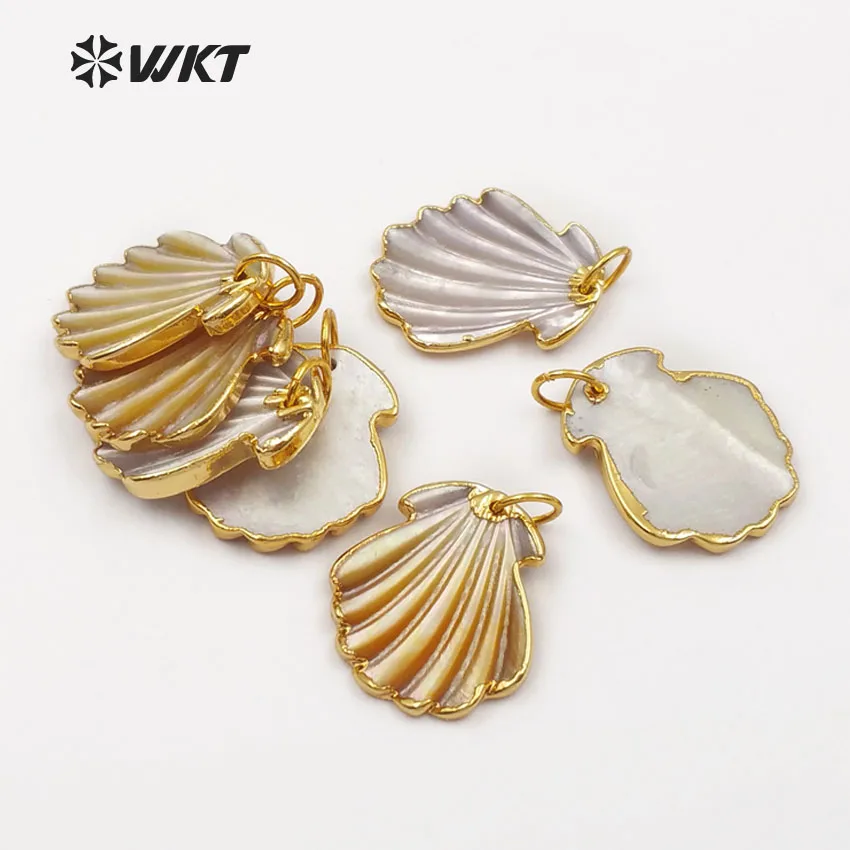 WT-JP056 Wholesale Dainty Scallop Shell Pendant Natural Raw Sea Shell With Gold Bezel Wild Coast Jewelry Bohe Gift For Women