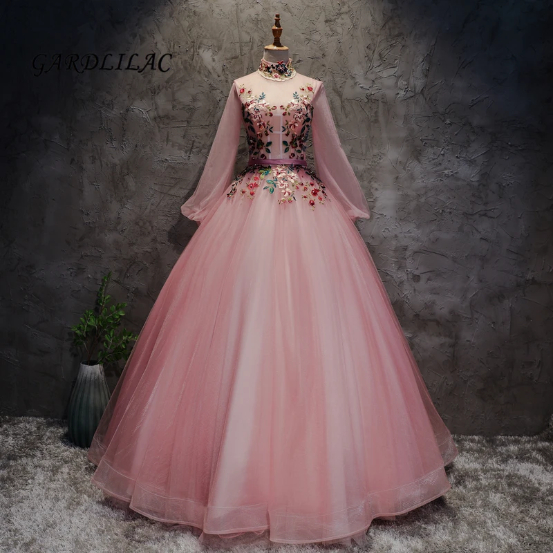 Blus 핑크 Hight 목 Quinceanera 드레스 2019 긴 소매 자수 가장 무도회 가운 스위트 16 드레스 Vestidos 드 15 Anos