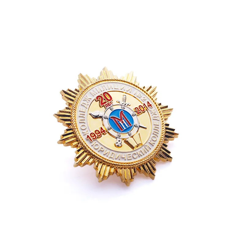 Custom plated gold badge gear side flower shape military badges