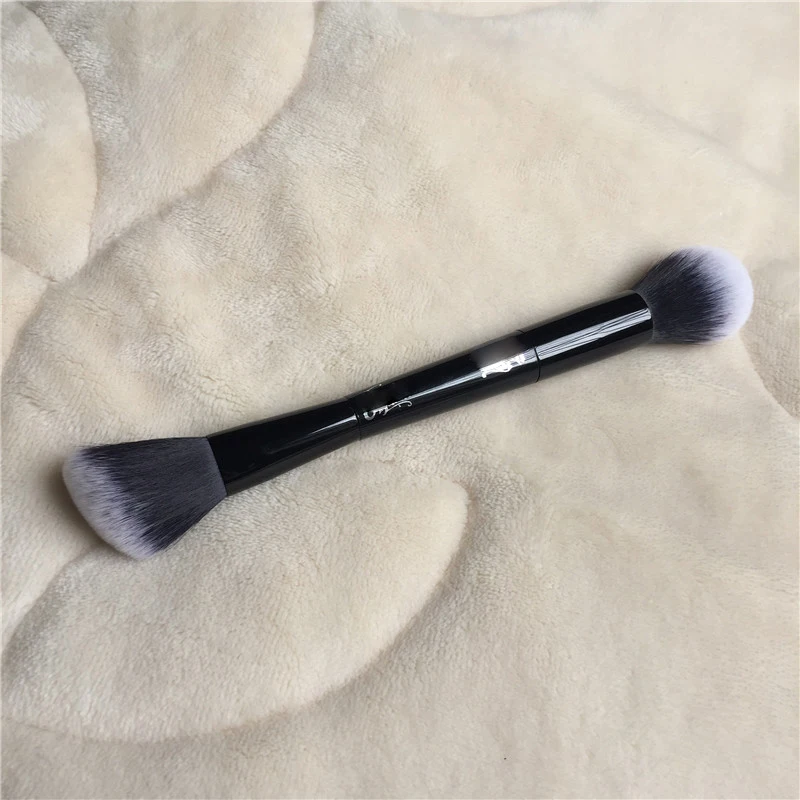 K-Series Shade Light Face Contour Brush - Soft Synthetic Powder Highlighter / Blush Contour Brush - Beauty makeup blender Tool