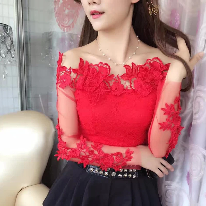Camicetta di pizzo moda estate 2024 Sexy Slash Neck camicie con spalle scoperte Ladies Office coreano top costumi autunnali a maniche lunghe