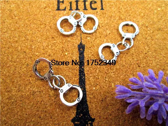 12pcs-- Handcuffs Charms, Antique Tibetan Silver Tone 3D Handcuffs pendants / charms, handcuffs connector 33x11mm