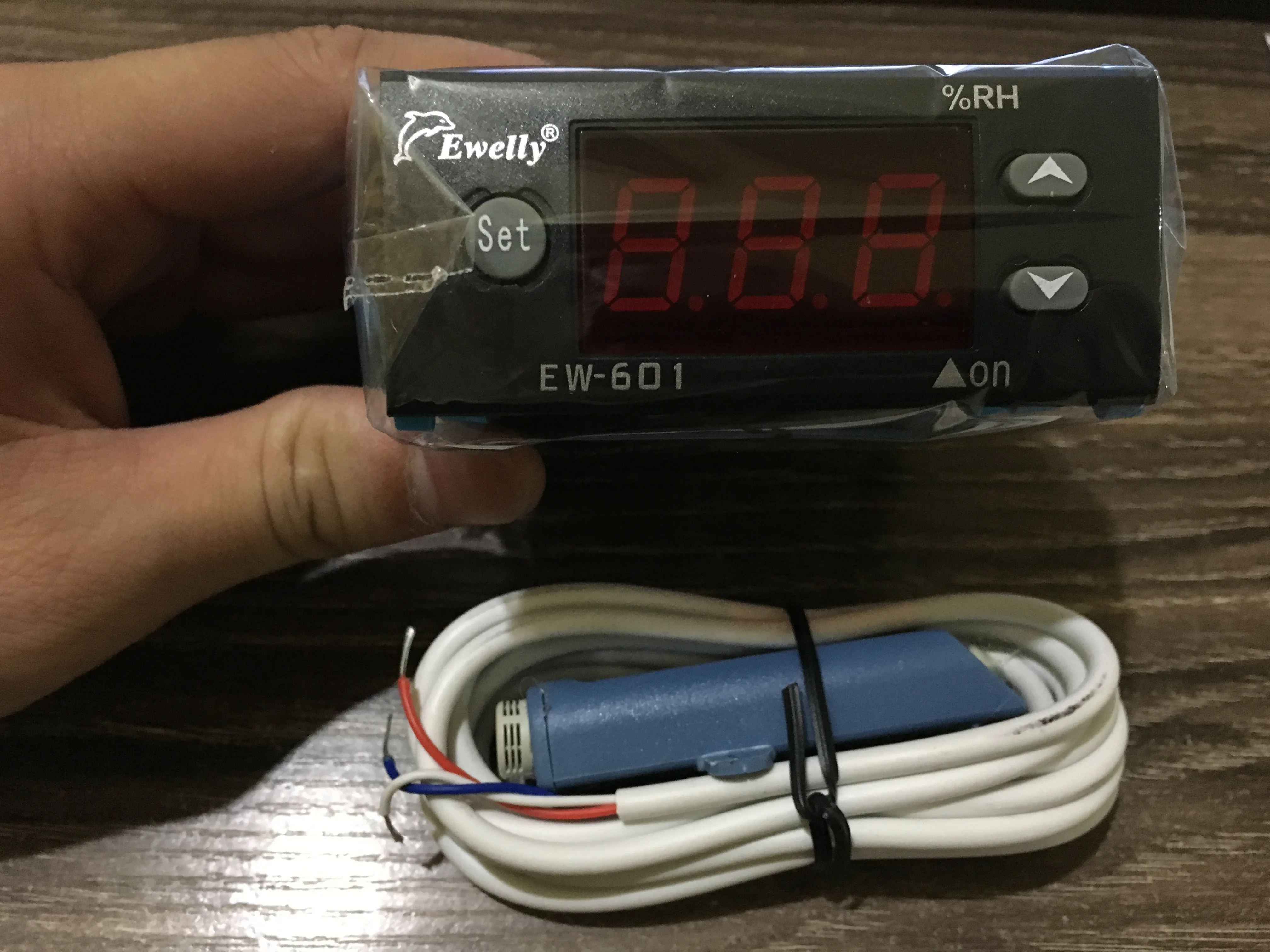 Edigital display temperature controller Ewelly Humidity control humidity control all the way all the way alarm EW-601 thermostat