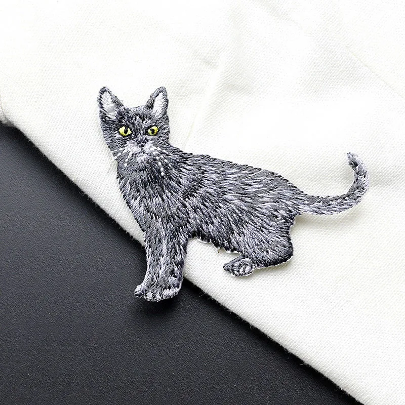 Cute Black Yellow Cat Iron on Patch Embroidered Good Quality Pocket Cat Patches Sticker Clothing DIY Applique