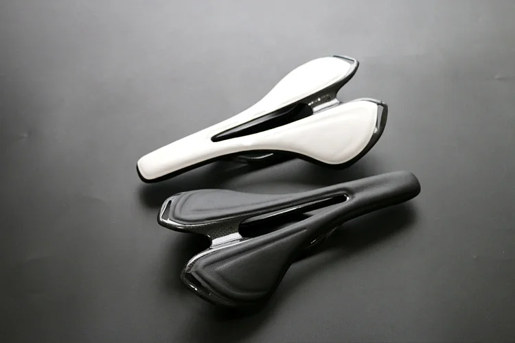 

2017 New Full Carbon Fiber Mountain Bike Saddle Road Bicycle Seat Cushion Carbon+Leather Ultralight MTB Saddle Parts