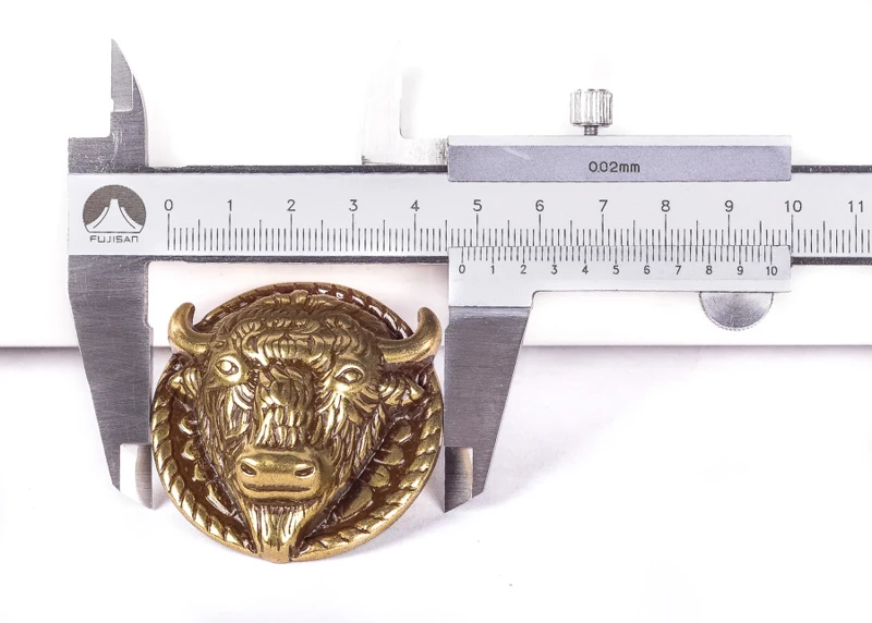 2 Stück 48*50MM Retro Messing Schwerer Büffelkopf Bison-Kopf Lederhandwerk Western Sattelgürtel Conchos mit Schraubbefestigung – Detail 9
