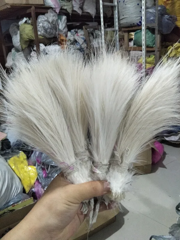 wholesale high quality 50pcs pure white egret feather silk 20-25cm/8-10inch decorative accessories wedding Carnival diy hot