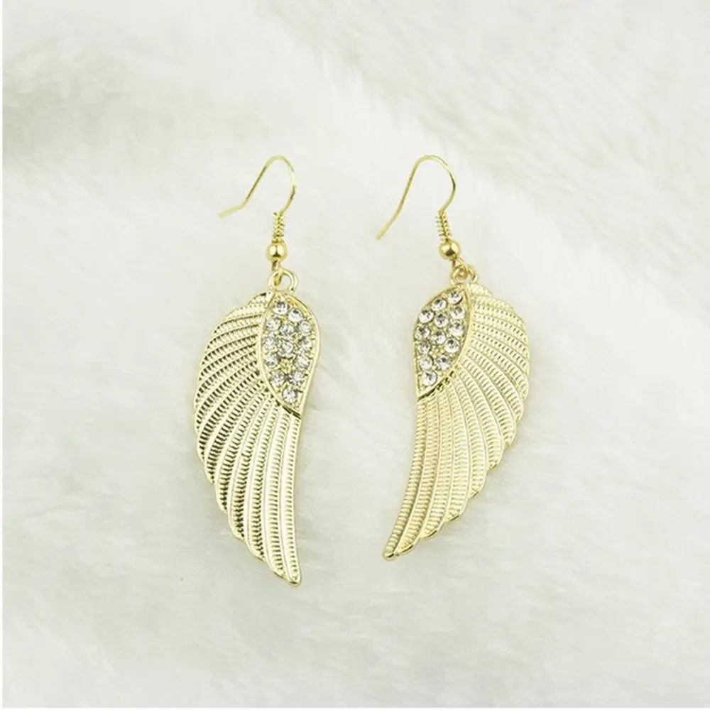 Elegant Retro Angel Wings Earrings Fashion Unique Rhinestone Feather Drop Dangle Earrings Gothic Jewelry for Women Gift