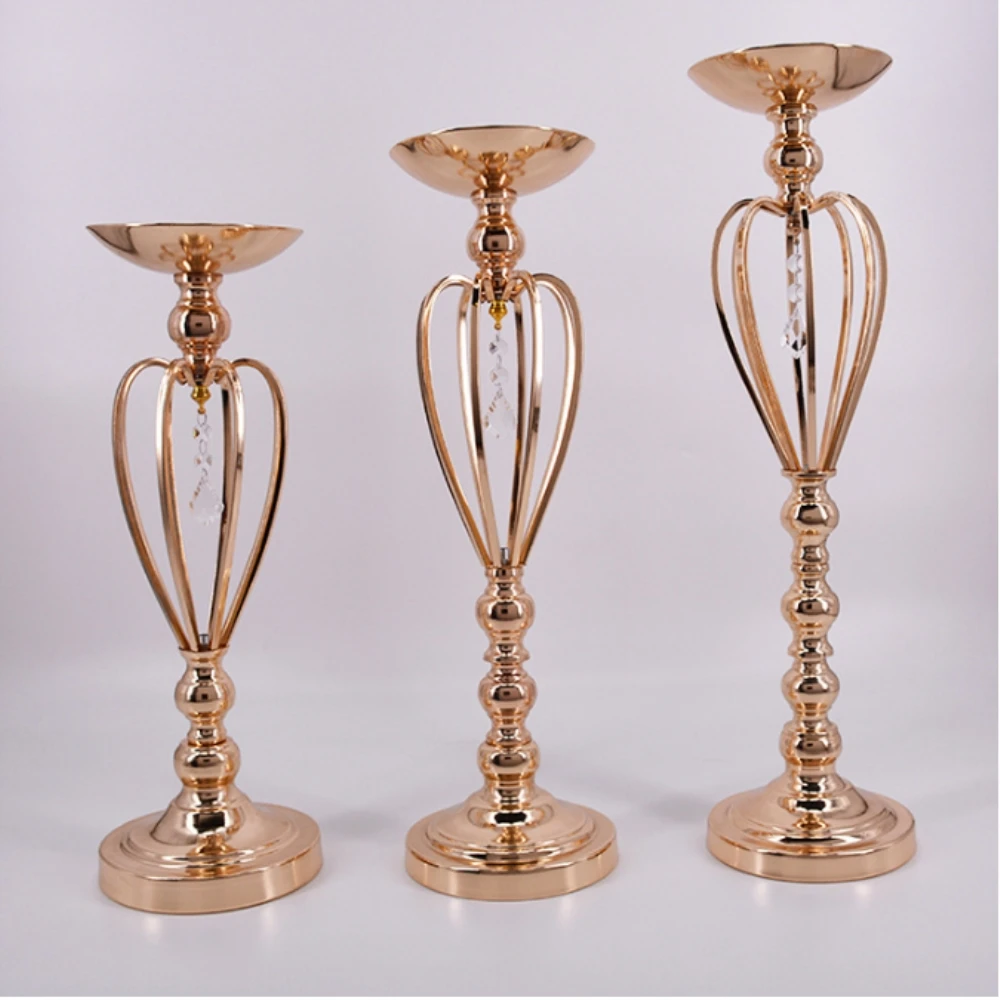 Classic Metal Golden Candle Holders Wedding Table Candelabra Home Party Centerpiece Flower Rack Crown pattern Vase Decor 3 Size