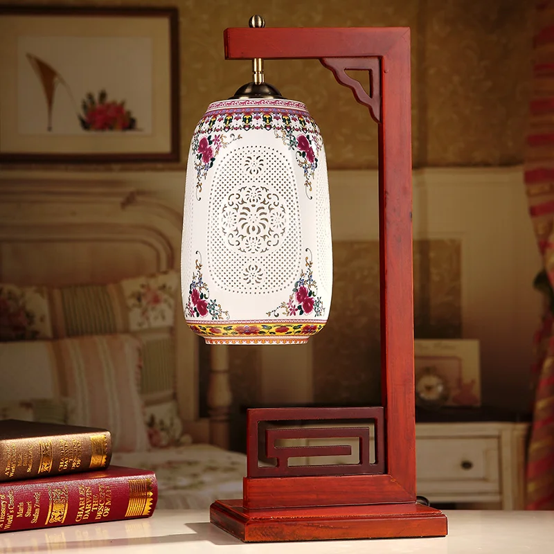 Art Chinese porcelain ceramic table lamp bedroom living room wedding table lamp Jingdezhen hotel table lamps