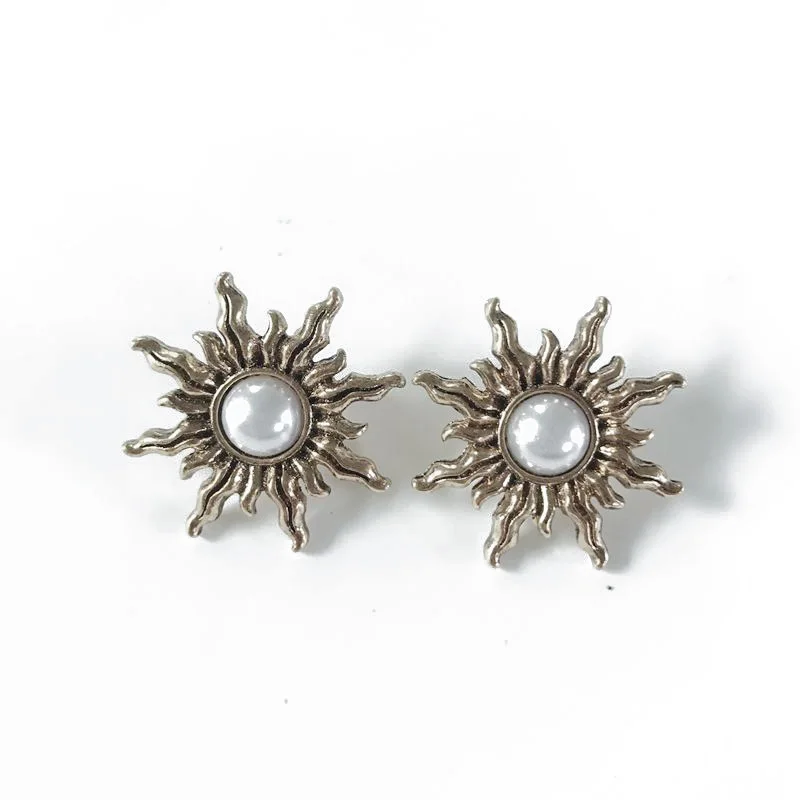 Elegant Pearl Fashion New Stud Earring Spike Vintage Jewelry For Piercing Ear