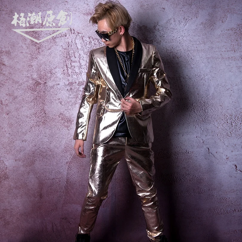 

Nightclub Male Singer Leather Suits Ds Dj Catwalk Gd Light Golden Burst Visual Suit Hairdresser Bar Men Blazers Costume M-4xl