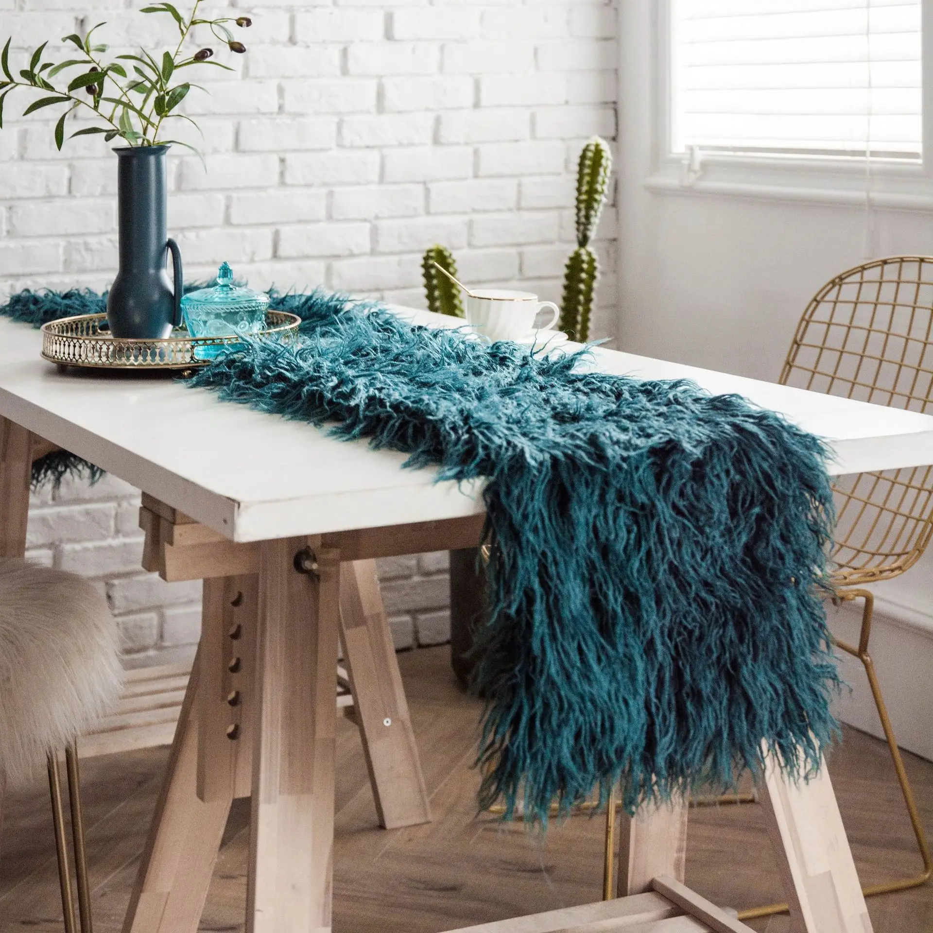 Natural Faux Fur Table Runner Christmas Wedding Champagne Table Runners Dining Room Restaurant Table Flag