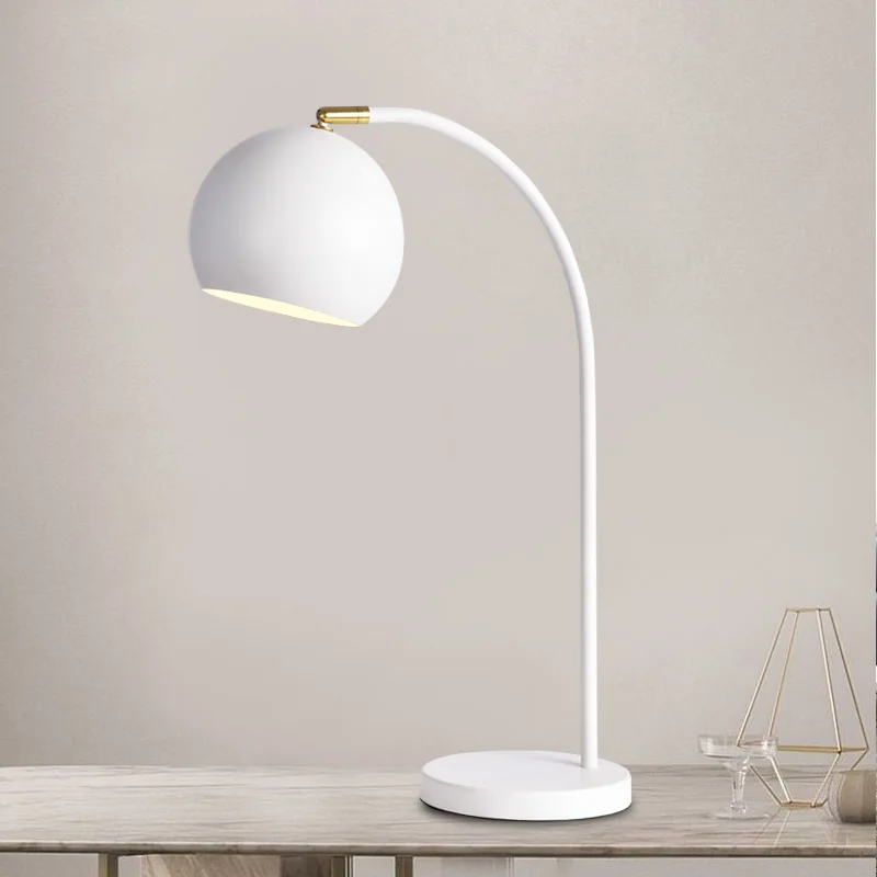 Nordic Simple Bedroom Lamp Creative Modern Bedside Lamp Studio Desk Eye Protection Macaron Table Lamp