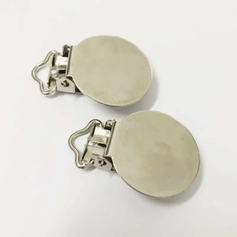 Silver Metal Baby Dummy Pacifier Clips Holders Flat Round Face Clasps Suspender Garment Accessories Plastic Insert 20pcs/lot