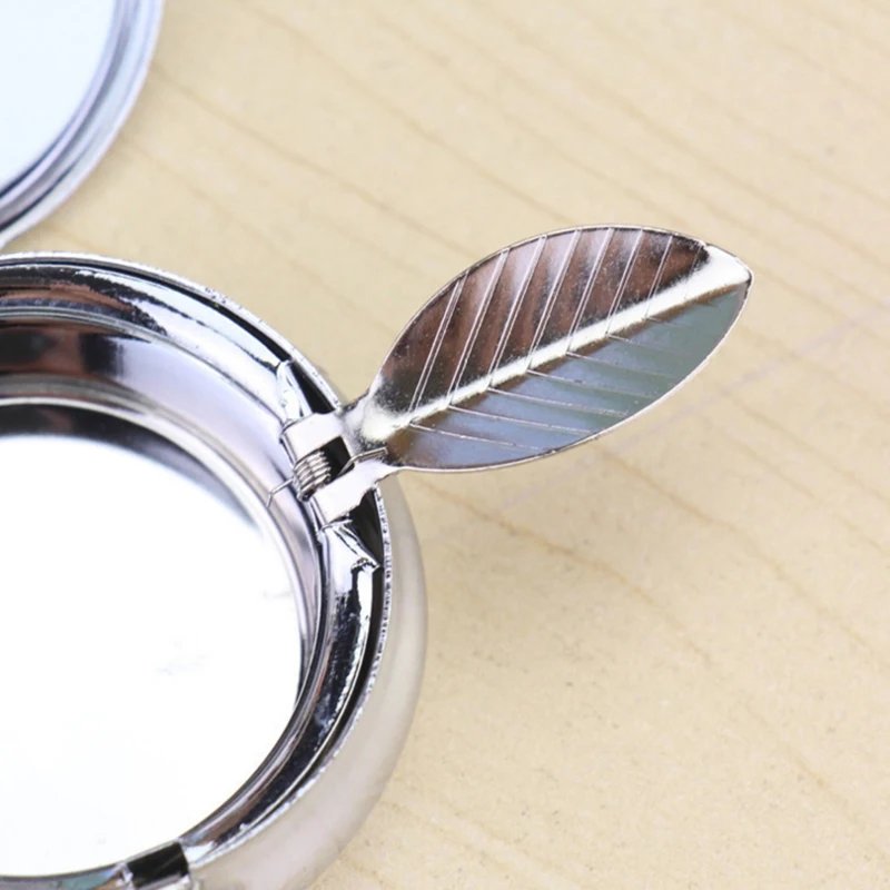 Creative Preciosity Fashion Round Cigarette Keychain Portable Key Ring Ashtrays Stainless Steel Pocket Ashtray Cigarette Holder