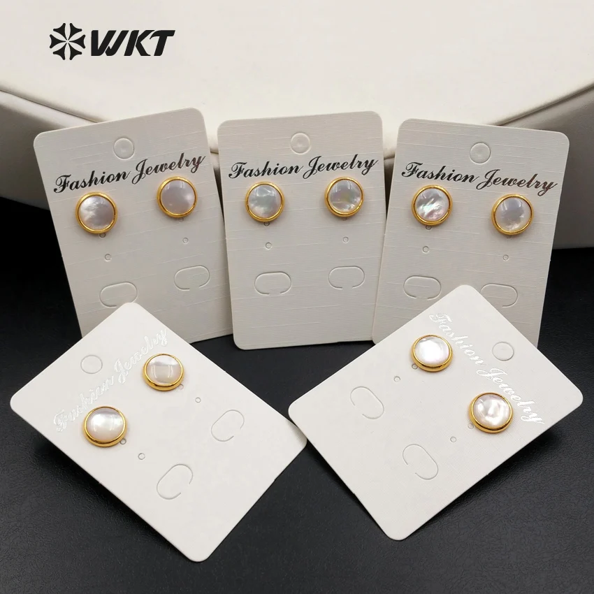 

WT-E334 Wholesale Custom Natural White Shell Round Earrings With Gold Trim Elegant Accessories For Woman Gift