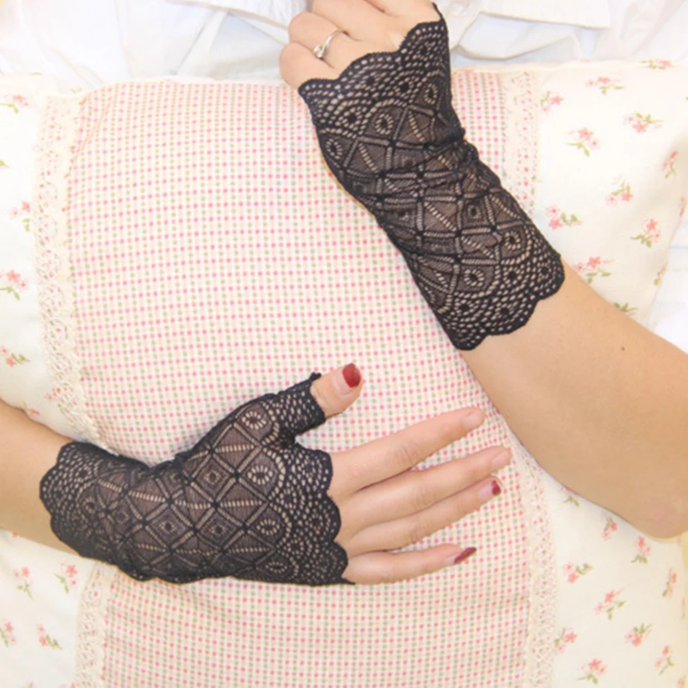 Women Elegant Charming Sunscreen fingerless Gloves Female Driving Anti-uv Lace Party Gloves Transparent Elastic Mittens