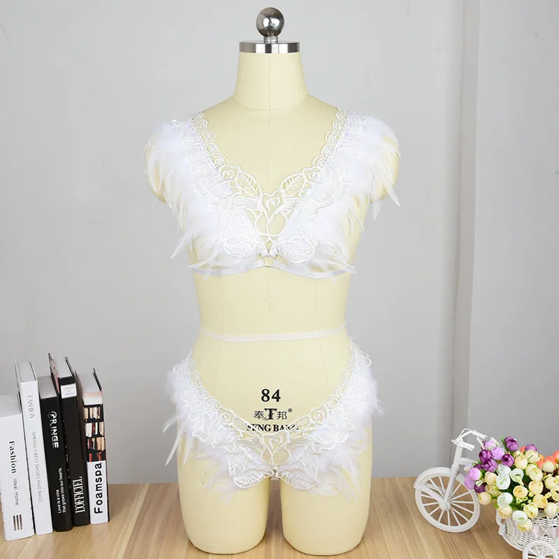 

Elastic White Feather Harness Set Crop Top Cage Bra+Feather Panties 90's Bondage Lingerie Fetish Wear Wedding Harness Set N0093