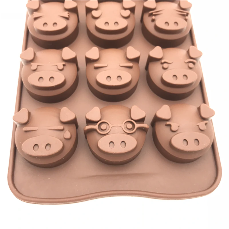 Aomily 15 Holes Funny Pig Shaped Silicone Soap Candy Fondant Chocolate Kitchen Mould Silicone Chocolate Cookies Cake DIY Mold