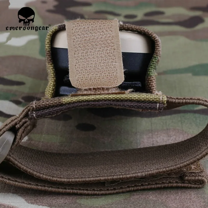 إيمرسون التكتيكية البحرية ختم LBT-2626B نمط مع معصمه GPS الحقيبة EmersonGear استغاثة ماركر ل البسيطة Geko 401 / Foretrex 101
