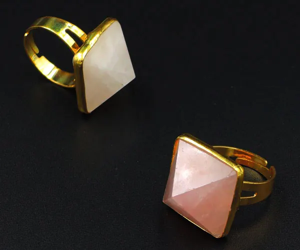 18*18mm Pink Quartz Crystal Pyramid Ring Bezel Setting Gold Plated