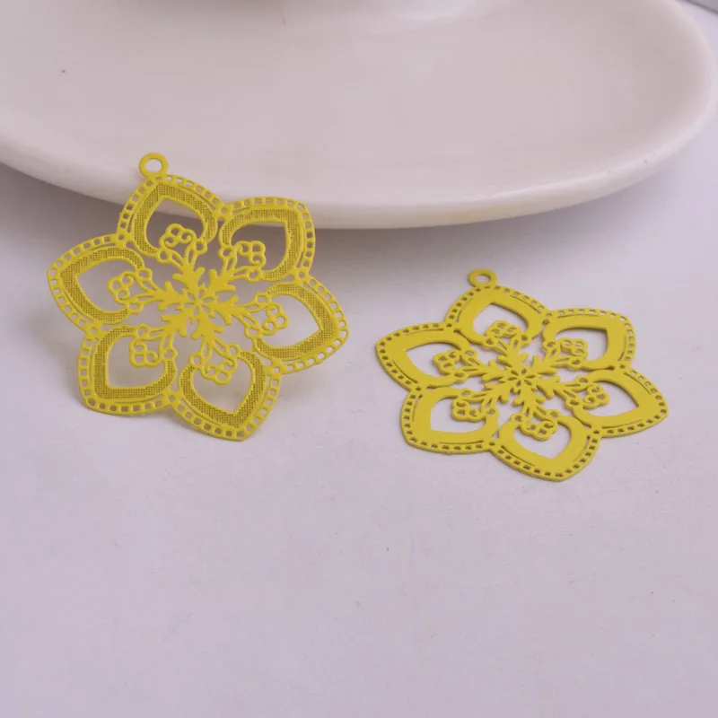 30 Stück AA1548 38*40mm Filigrane Blumenanhänger Große Anhänger Verbinder DIY Schmuckherstellung – Detail 6